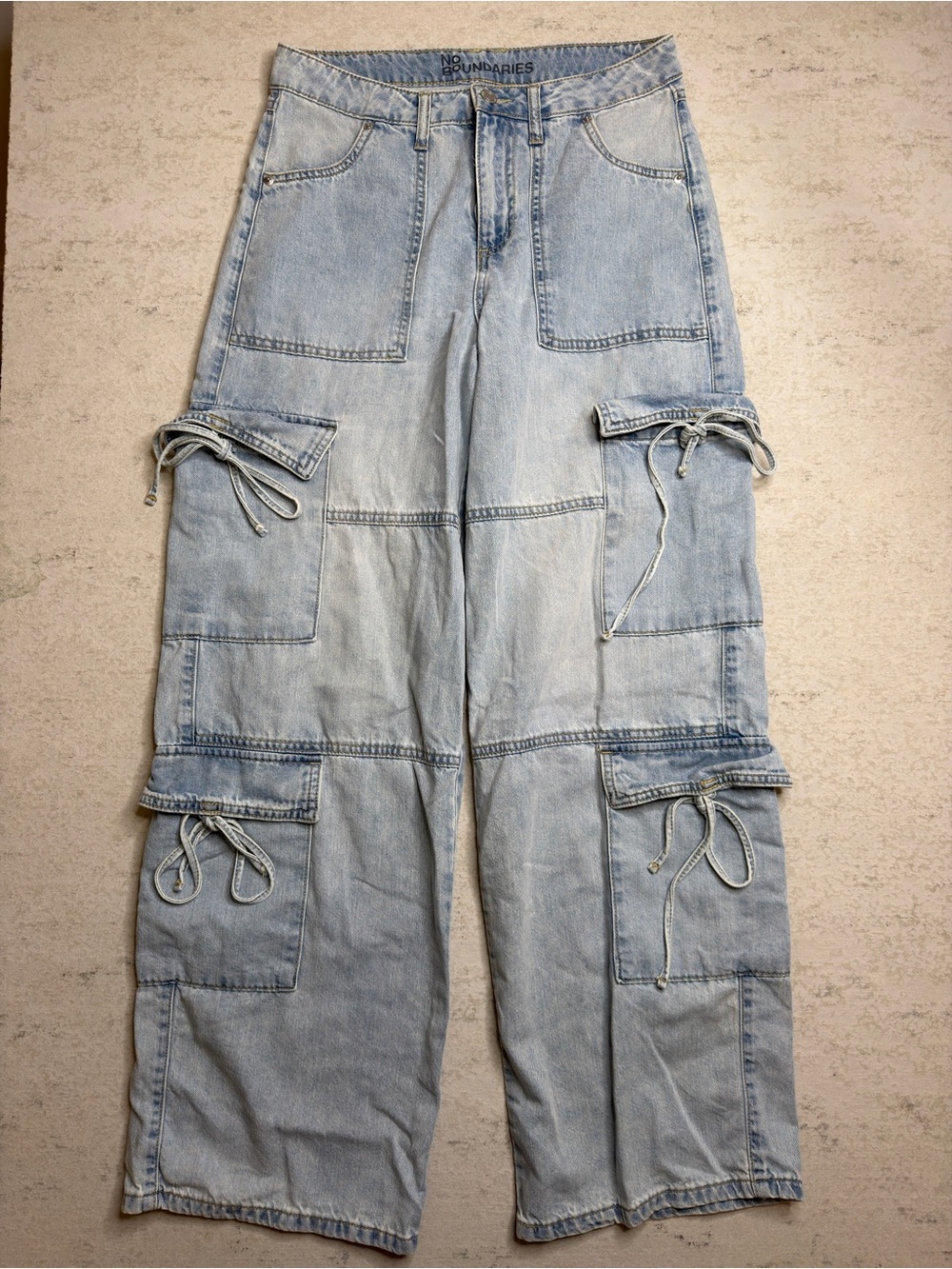 No Boundaries Light Wash Baggy Blue Denim Cargo Pants Size 4